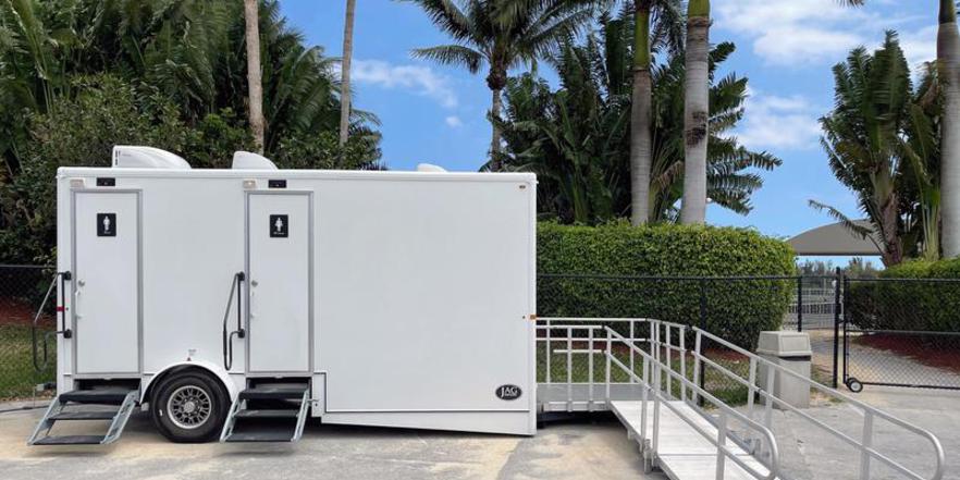 FL Shower Rentals in Wesley Chapel FL